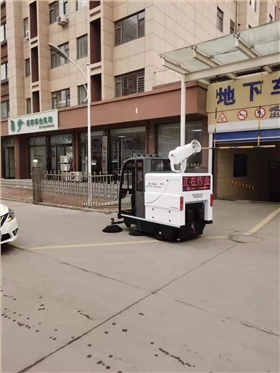 2000AW电动扫地车进驻辽宁葫芦岛某小区 2000AW电动扫地车进驻辽宁葫芦岛某小区