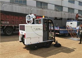 电动扫地车2000AW进驻常州某再生资源公司 电动扫地车2000AW进驻常州某再生资源公司