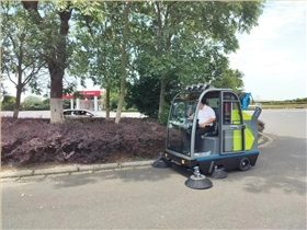 使用电动扫地车和道路养护清扫车的好处 使用电动扫地车和道路养护清扫车的好处