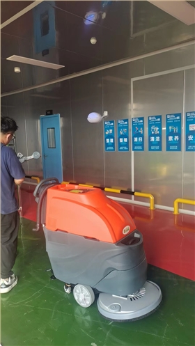 机场高铁站选择什么样的洗地机清洁? 机场高铁站选择什么样的洗地机清洁?