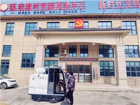 工厂清扫车成为企业必备，高效节省成本