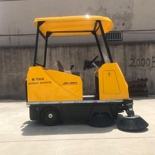 工厂用扫地车有哪款类型 工厂用扫地车有哪款类型