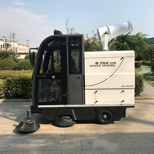 驾驶式扫地机特征和优势 驾驶式扫地机特征和优势