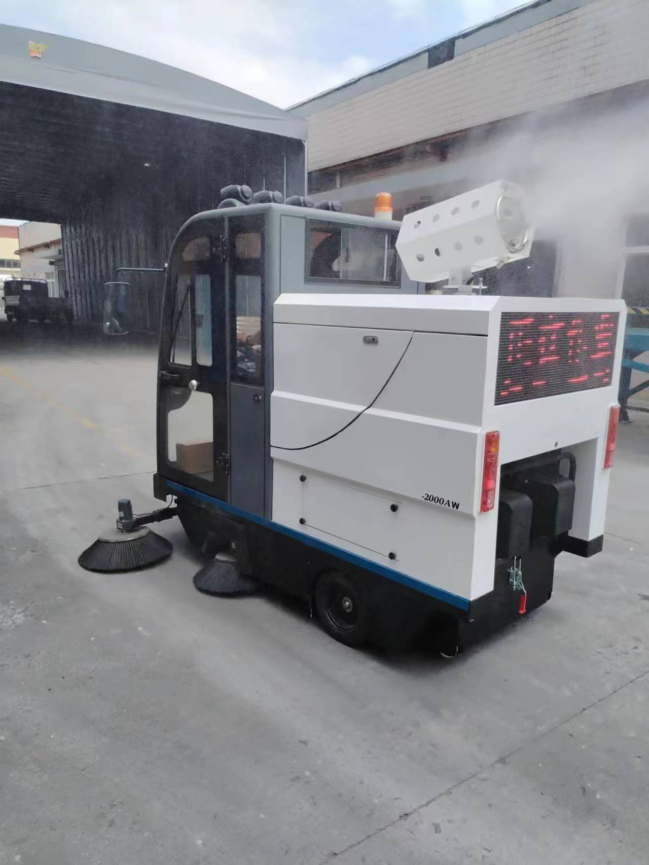 电动清洁车:环卫行业的高效利器 电动清洁车:环卫行业的高效利器