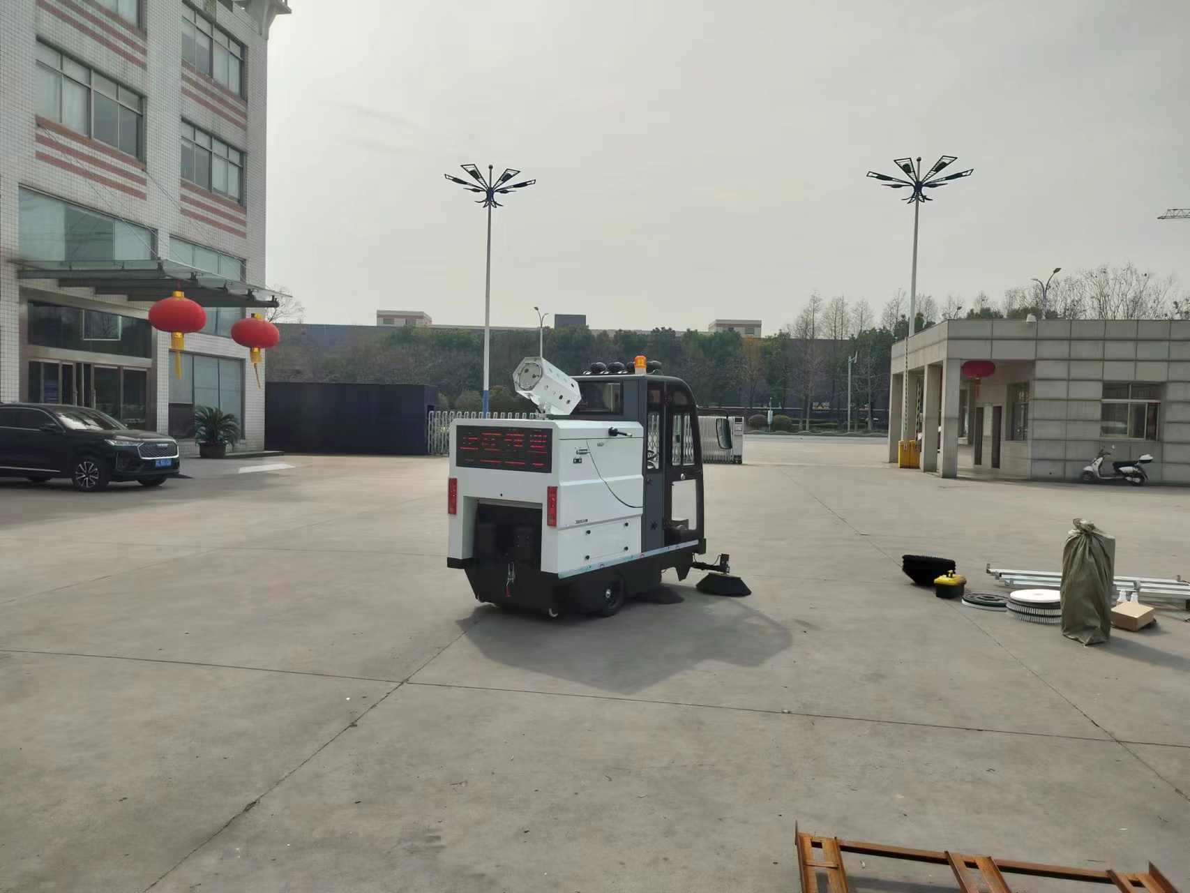 电动扫地车在工厂的使用效果如何? 电动扫地车在工厂的使用效果如何?