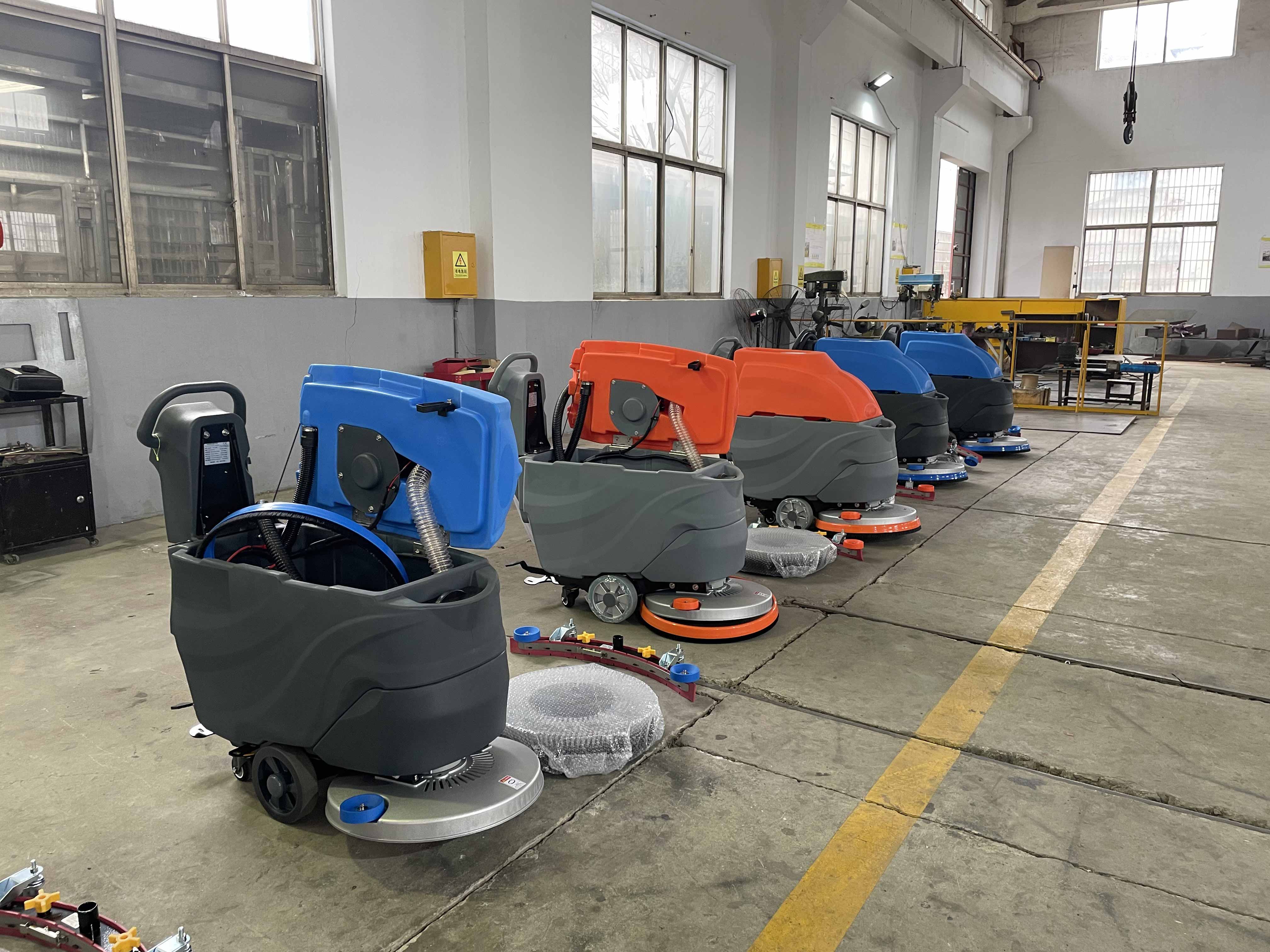 多功能电动洗地机 清洁各种地面轻松无损 多功能电动洗地机 清洁各种地面轻松无损